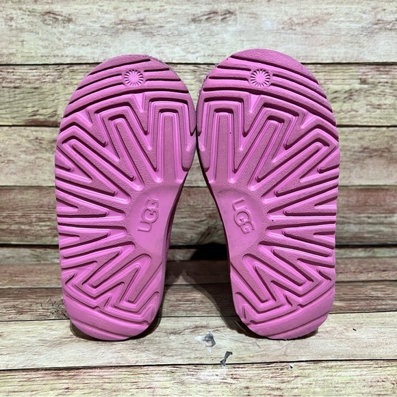 Ugg Short Classic Pink Leopard Boots - Picture 6 of 8